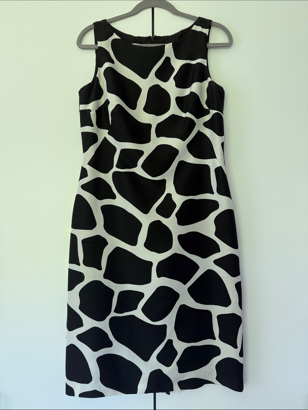 Talbots Black and White Silk Sleeveless Printed Shift Dress
